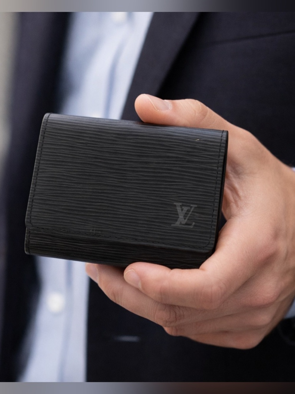 Louis Vuitton Black Epi Leather Wallet Mens Bi-fold
